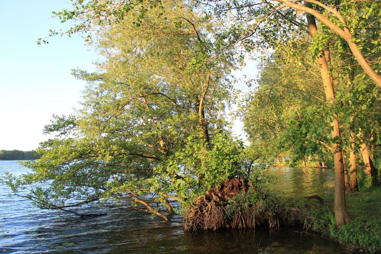 Czarna Jachta - Na Szlaku Legend - - - - - Pokoje Nad Jeziorem Kruklanki Esterno foto